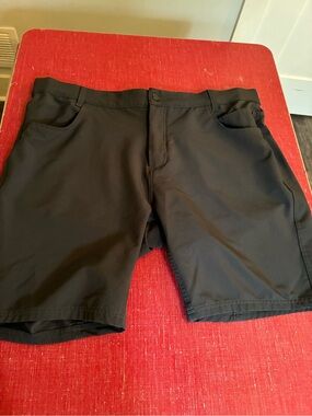 Kyodan Dark Grey Golf Sport Athletic Performance Shorts Pockets No Slip Waist 38